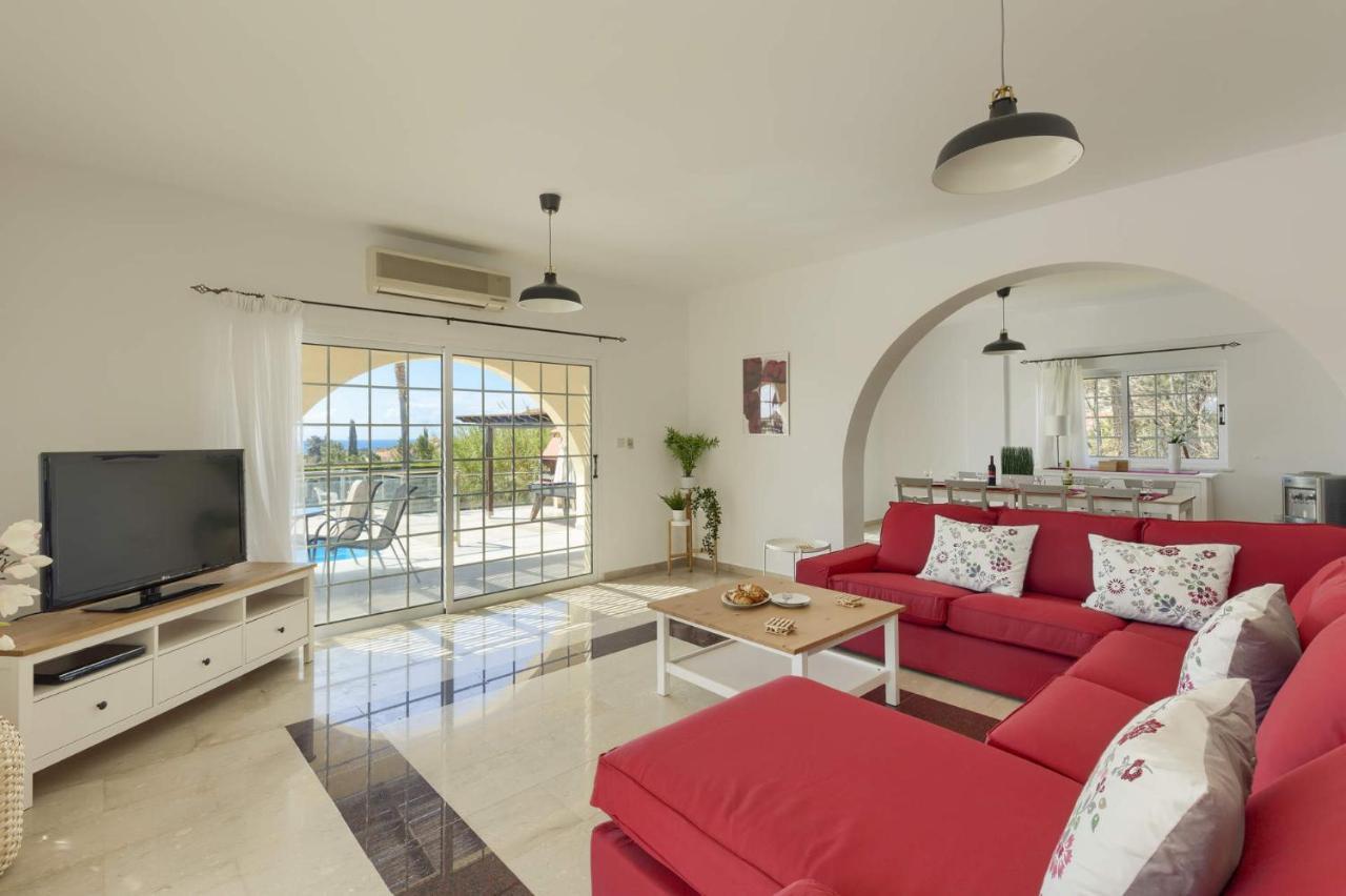 Villa Danae Coral Bay By Villa Plus เปเยีย ภายนอก รูปภาพ