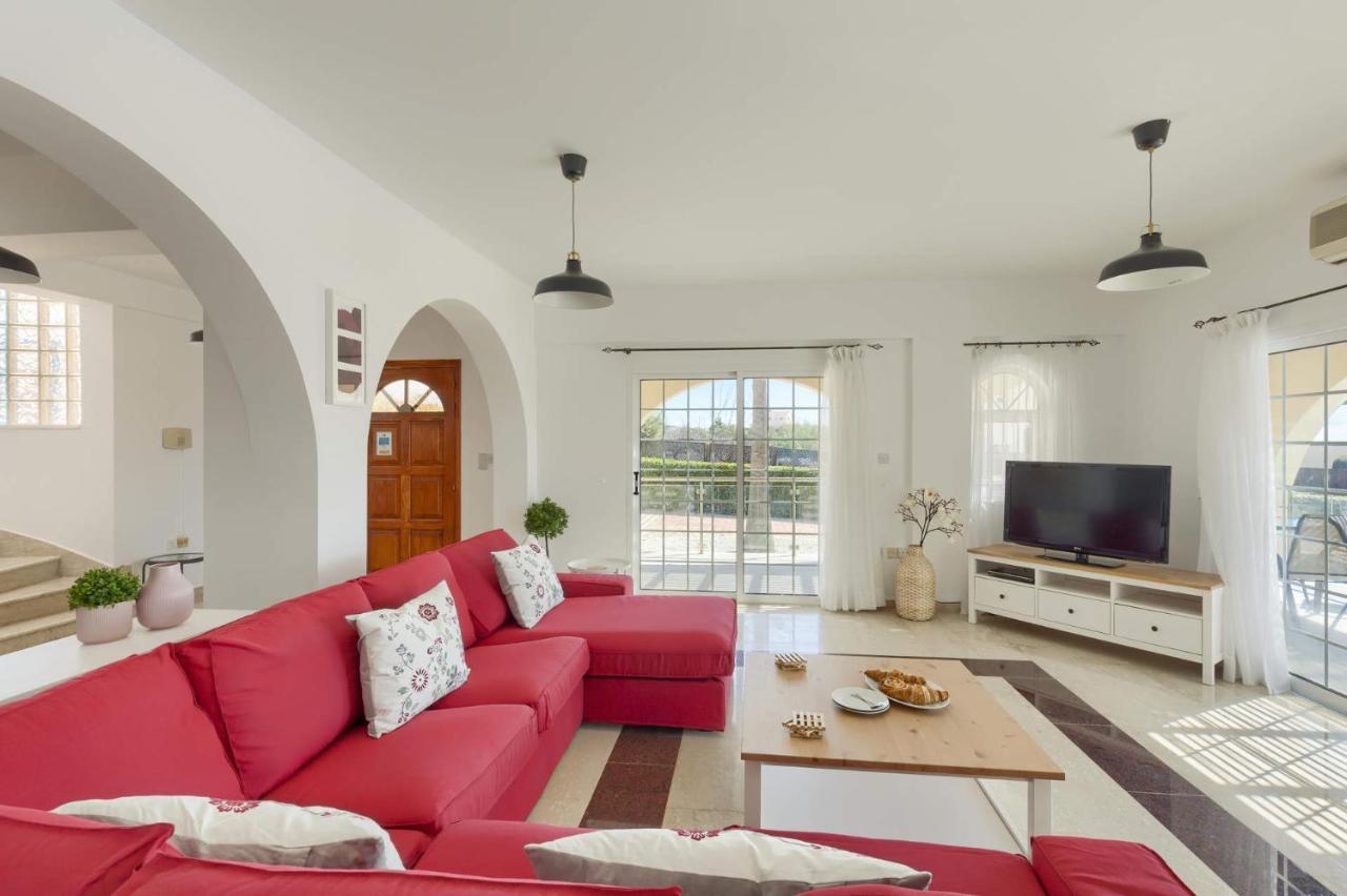 Villa Danae Coral Bay By Villa Plus เปเยีย ภายนอก รูปภาพ