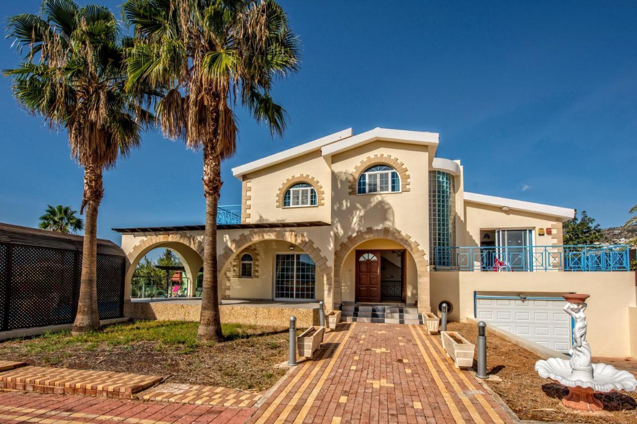Villa Danae Coral Bay By Villa Plus เปเยีย ภายนอก รูปภาพ